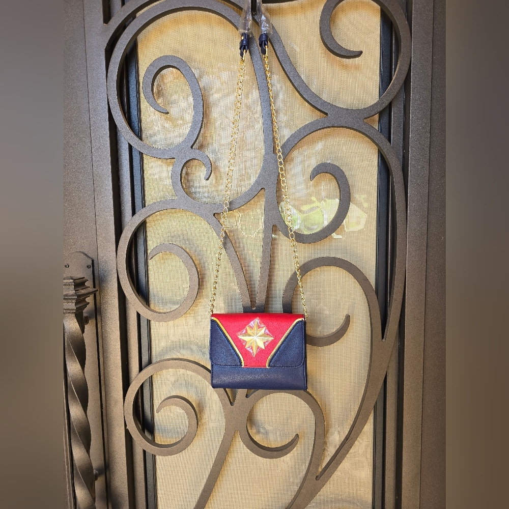 Captain Marvel Red and Blue Chain Crossbody Bag By Bioworld